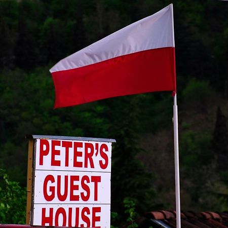 Отель Гостевой дом Peter's Сигнахи Экстерьер фото